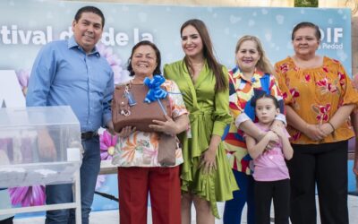 OFRECE GOBIERNO FESTIVAL DEL DÍA DE LAS MADRES EN EL CENTRO DE LA PIEDAD